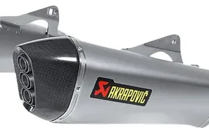 AKRAPOVIC Slip-On Line kipufogódobok - TI/CF K1600GT